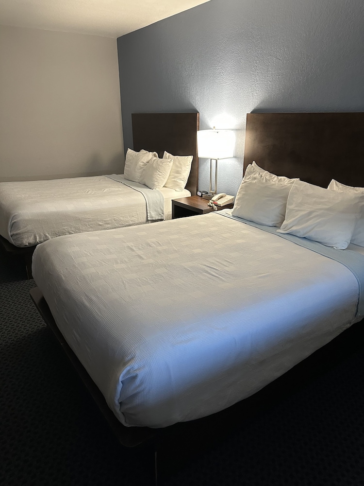 Economy Double Room photo 2