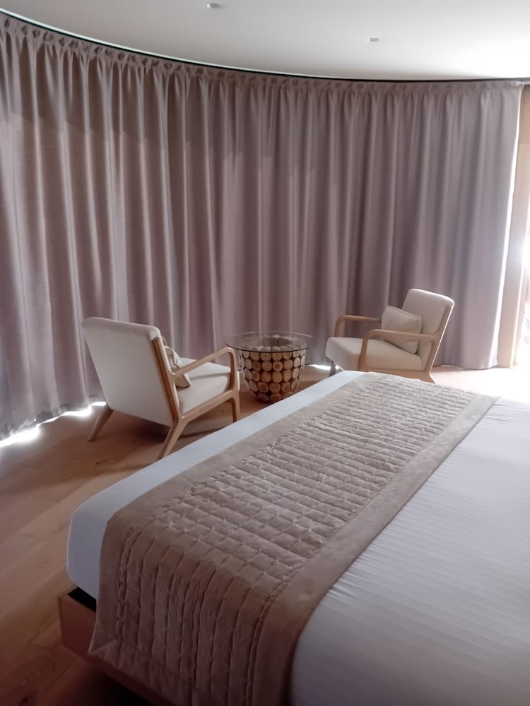 Deluxe Studio Suite, 1 Bedroom photo 2