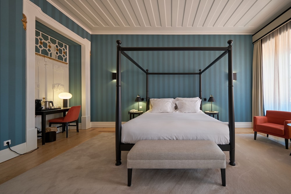 Deluxe Double Room (Premium) - Photo 4