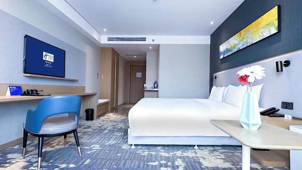 Standard Room, 1 King Bed (High Floor)