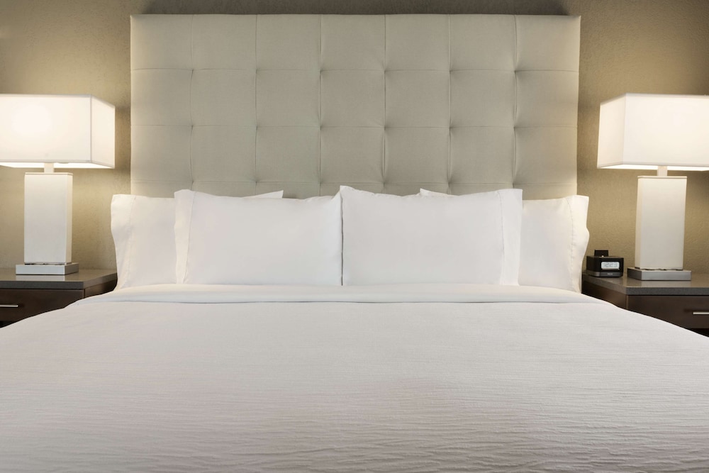 Room, 2 Queen Beds, Accessible (Hearing) photo 2