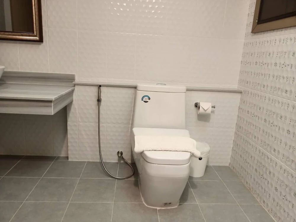 2-Bedroom Superior Wooden House photo 2