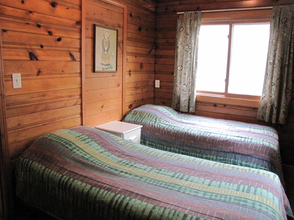 Classic Cottage, 4 Bedrooms photo 3