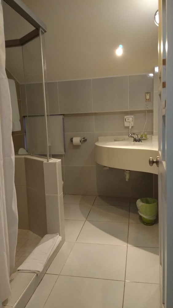Premium Room, 1 Queen Bed (Samaan) photo 2