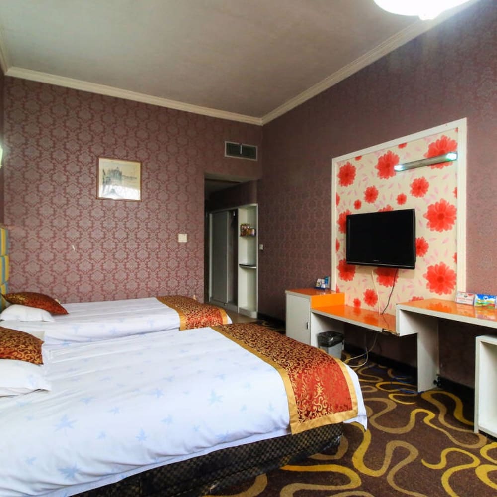 Standard Twin Room photo 3