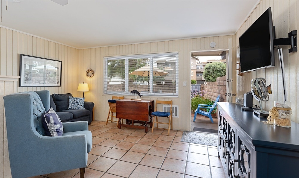 Condo, 1 Bedroom