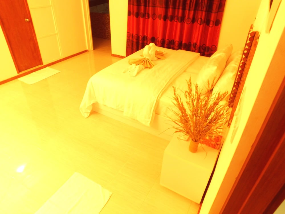 Deluxe Double Room, Garden View photo 2
