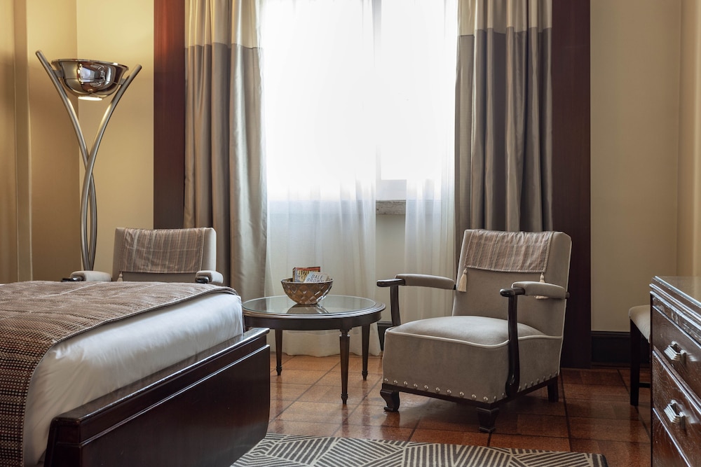 Classic Double or Twin Room - Photo 3