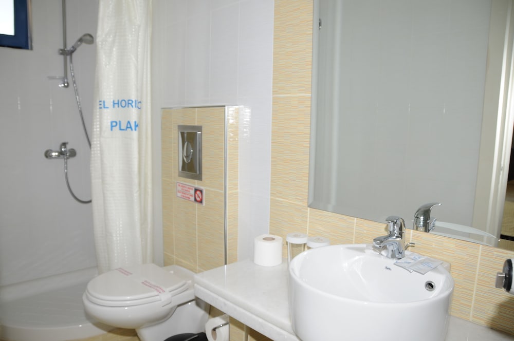 Double Room, Partial Sea View - Photo 4