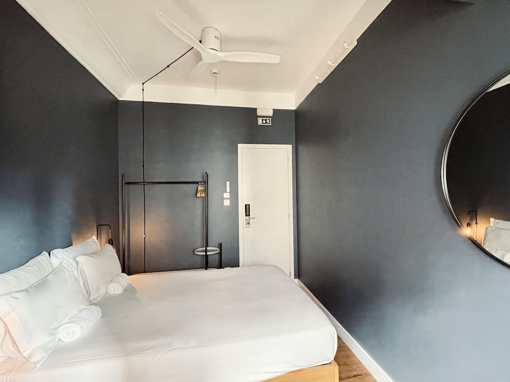 Superior Double Room, Shared Bathroom - Photo 1