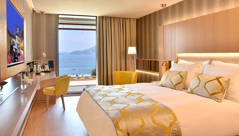 Premium Room, Sea View - Photo 6