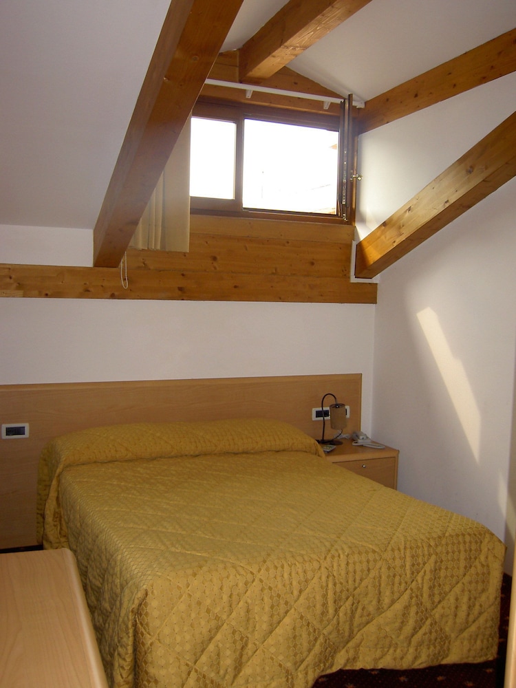 Comfort Single Room