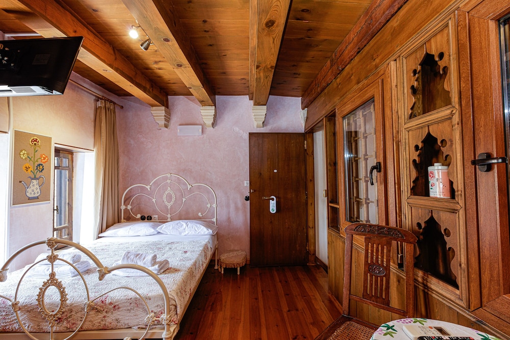 Traditional Room