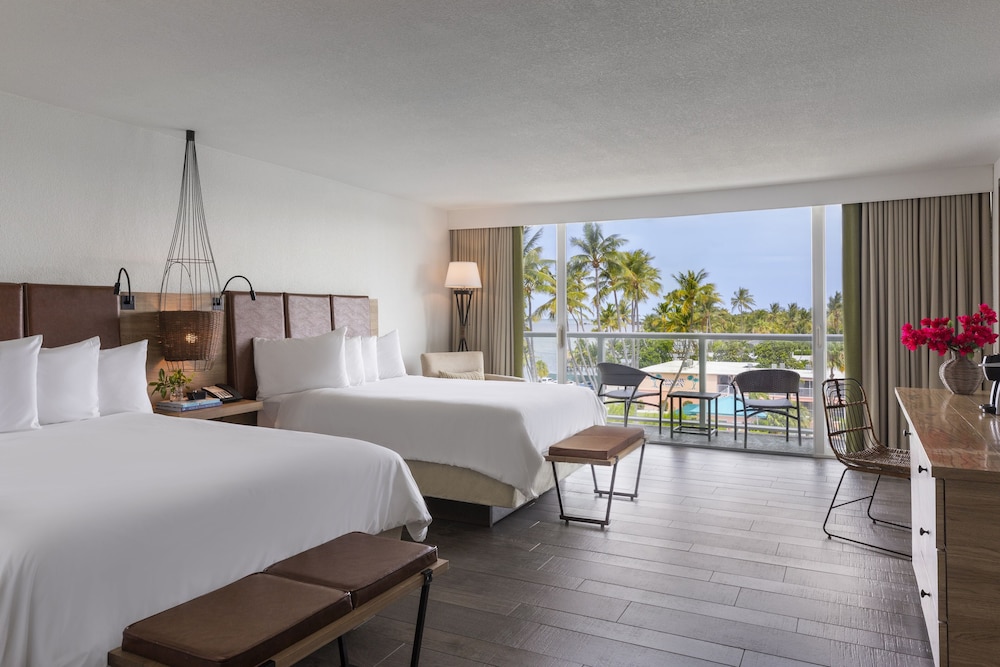 Standard Room, 2 Queen Beds - Photo 1