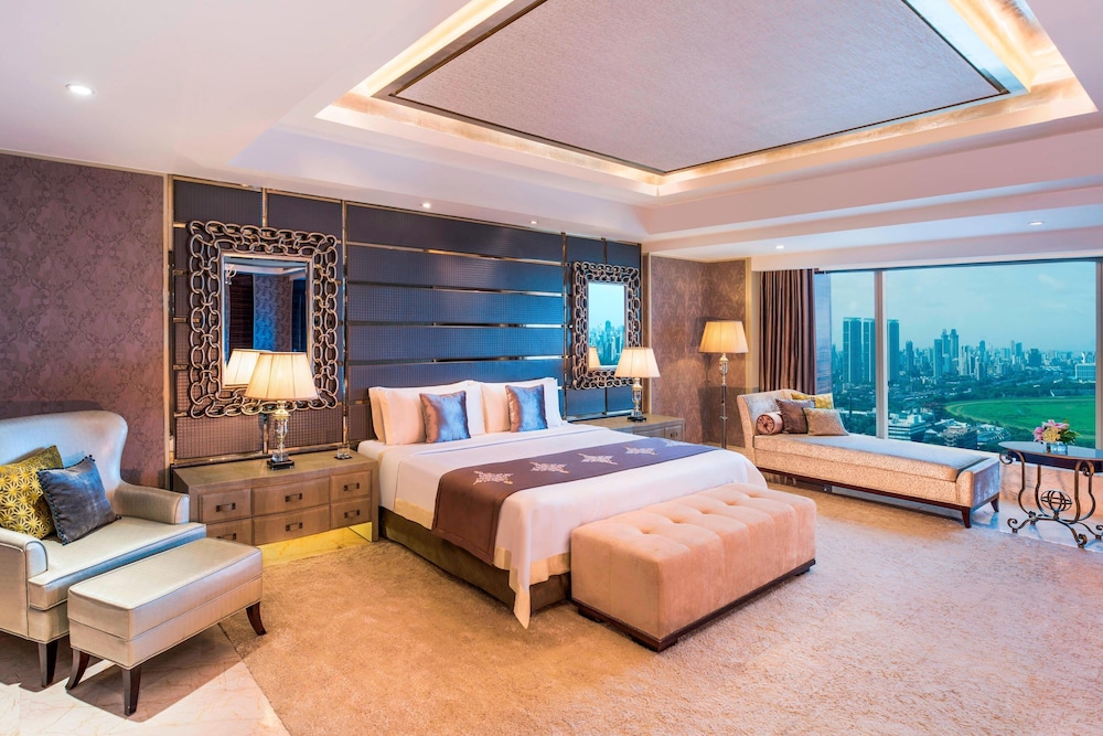 Suite, 1 King Bed