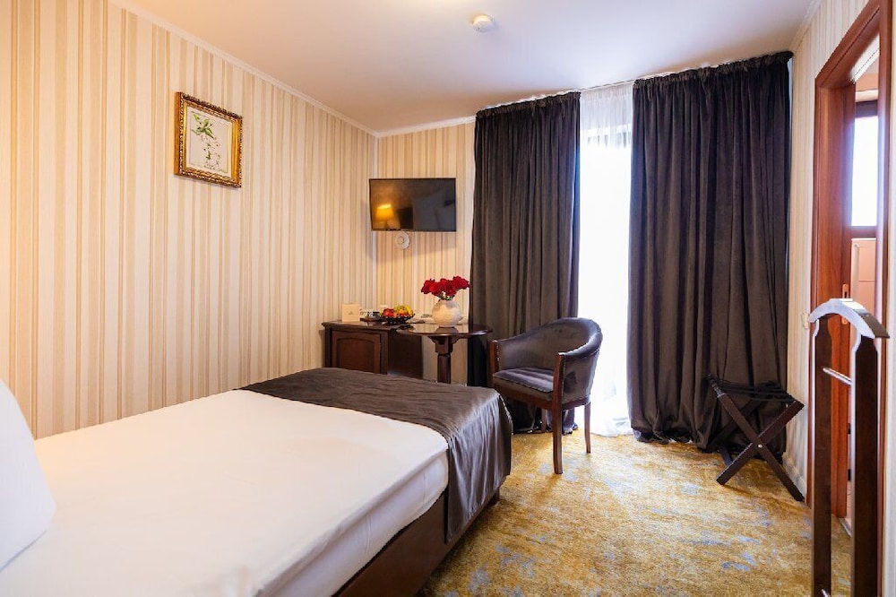 Basic Single Room
