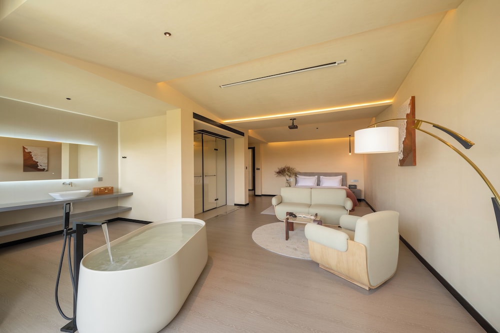 Superior Double Room, Patio, Garden View