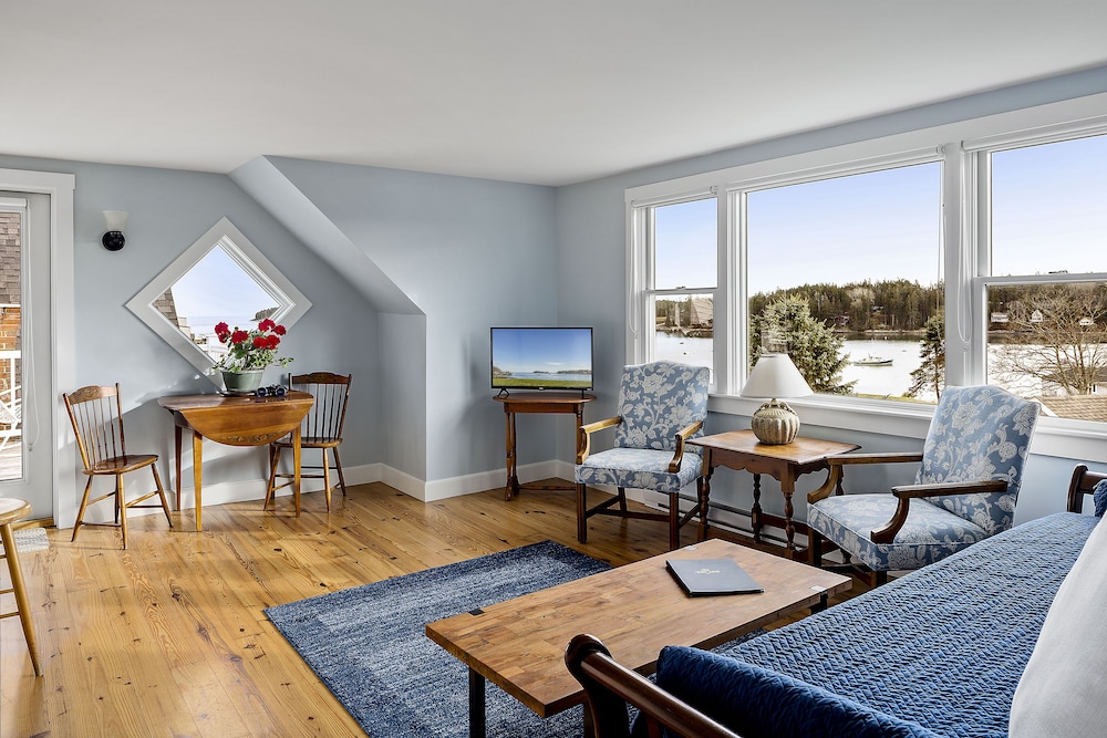 Exclusive Apartment, 1 Bedroom, Balcony, Harbor View (30)