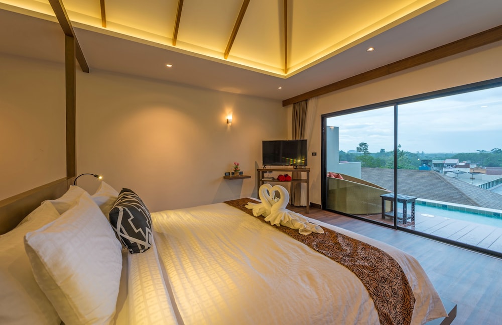 Exclusive Pool Villa with Bathtub photo 3