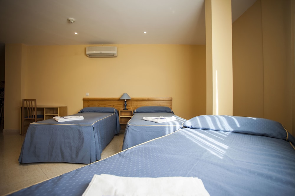 Habitación Estándar Triple, Baño Privado