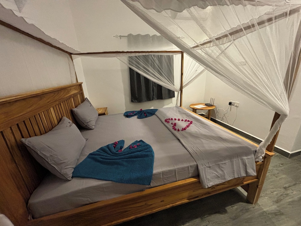 Deluxe Double or Twin Room, Balcony, Pool View