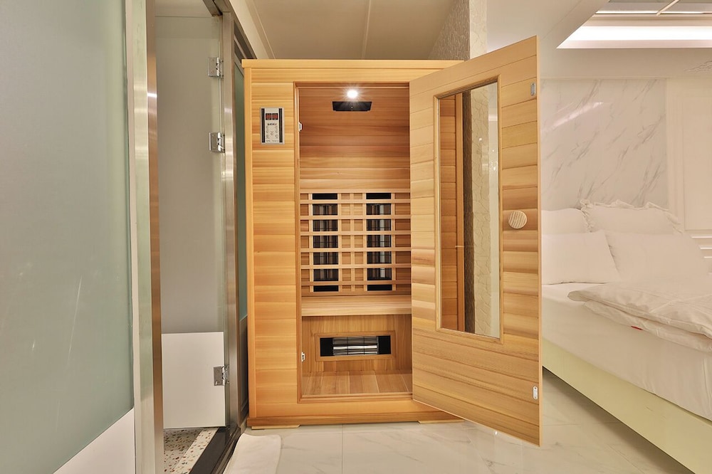 Premium Suite Couple Sauna - Photo 15