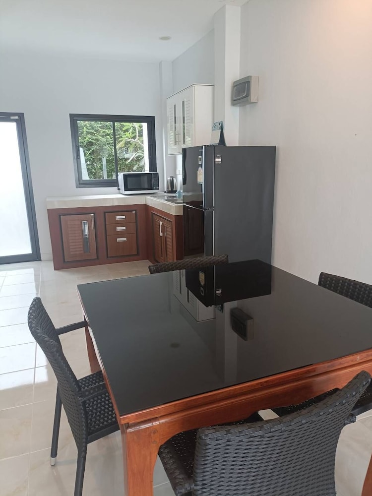 Family Villa, Kitchen, Beachfront - Photo 18