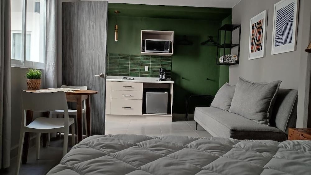 Basic Apartment photo 1