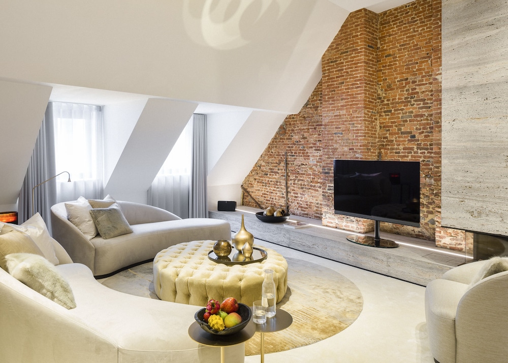 Presidential Suite, 1 King Bed (Suite 8)