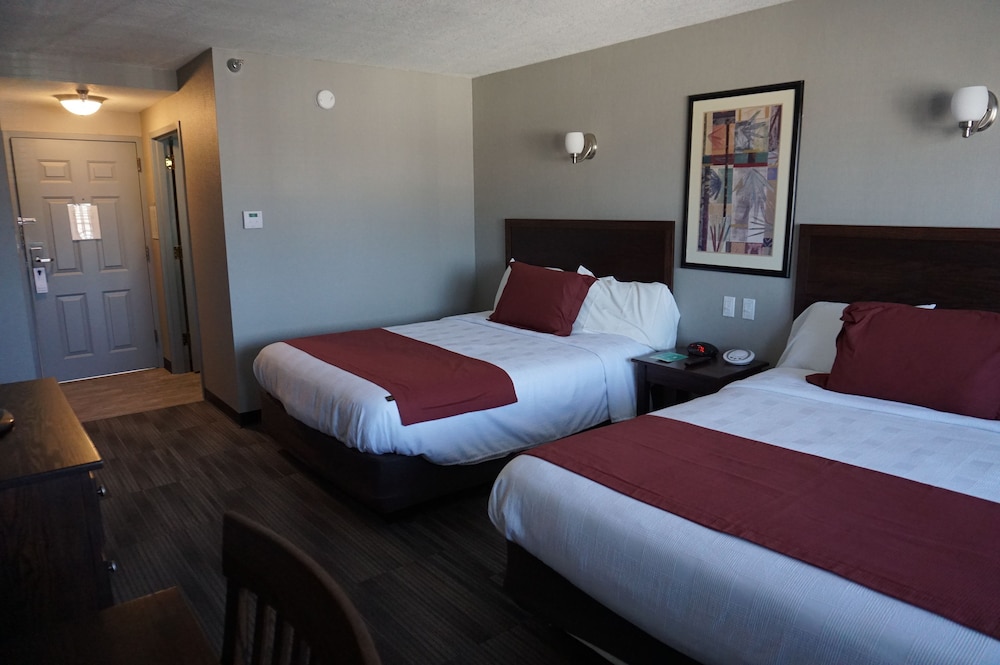 Standard Room, 2 Queen Beds, Non Smoking photo 3