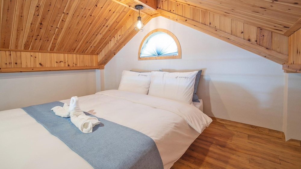 Basic Room, 1 Bedroom (108(with Pet,2nd floor)) - Photo 6