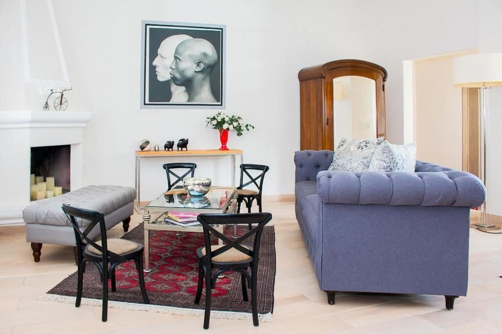 Deluxe Apartment, 2 Bedrooms, Non Smoking - Photo 2