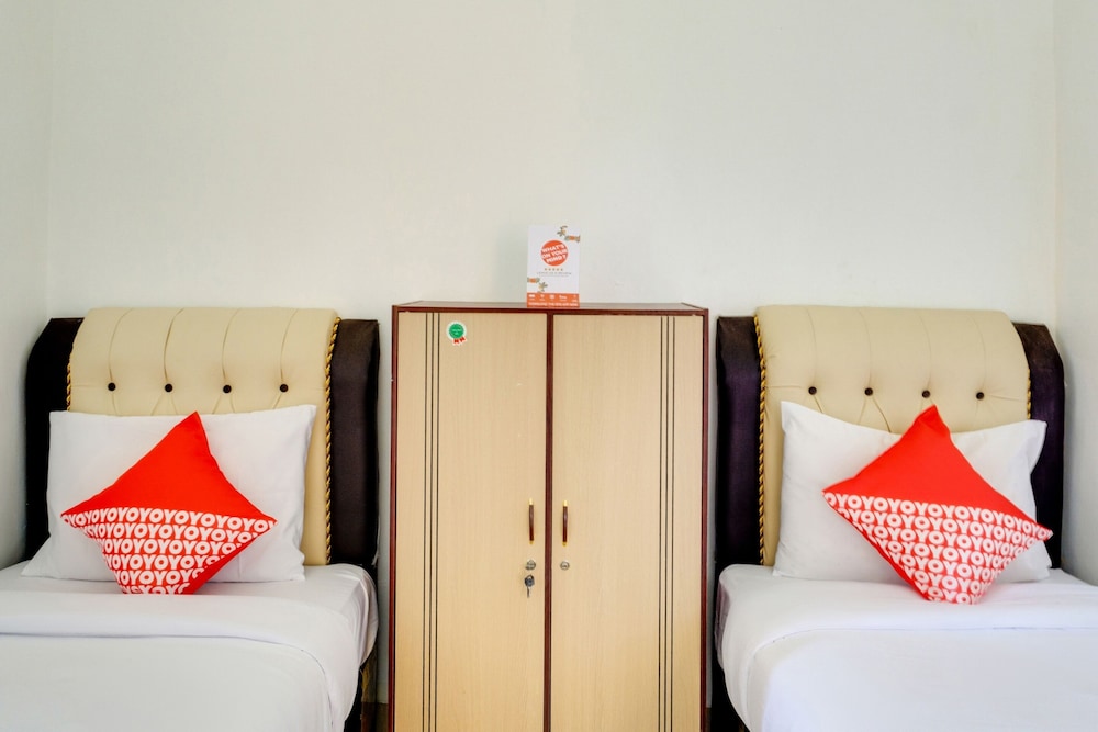 Standard Twin Room photo 2
