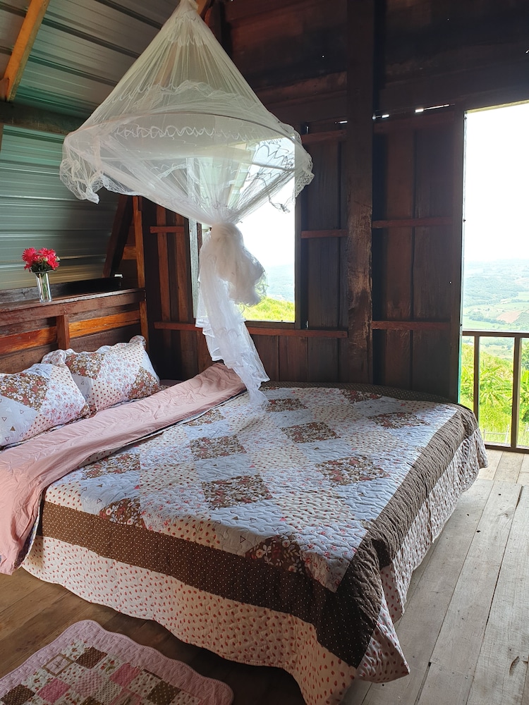 Bungalow photo 2