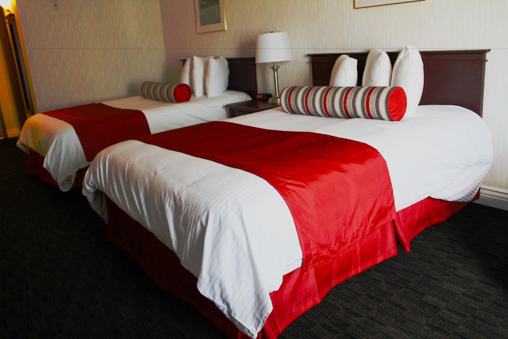 Double Room, 2 Queen Beds photo 1
