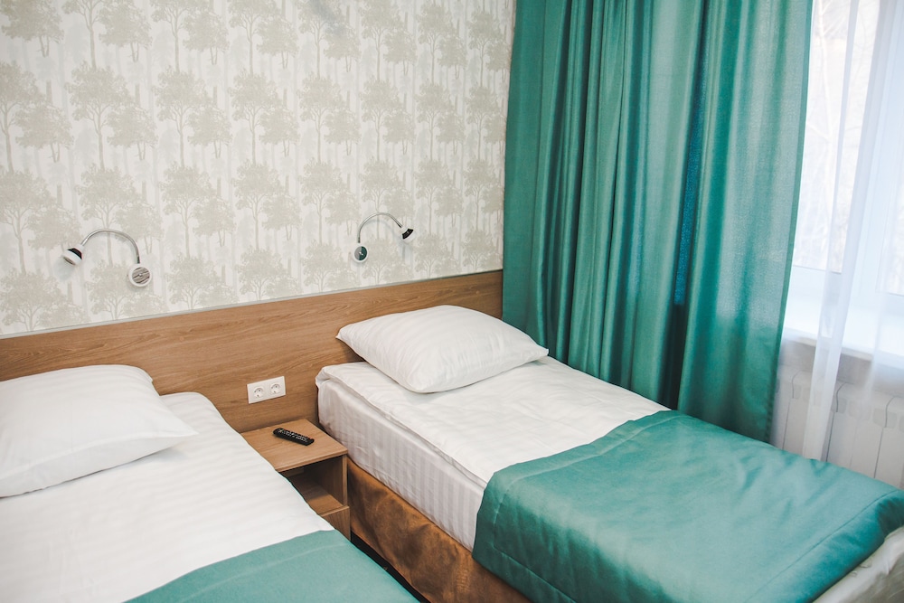Superior Twin Room, 2 Twin Beds, Courtyard View photo 1