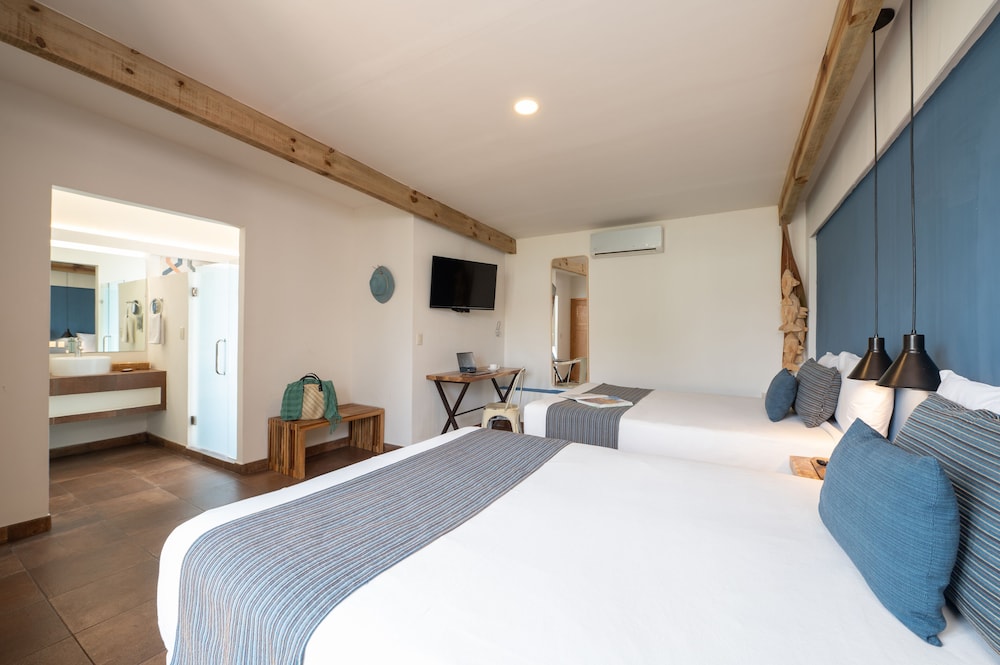 Superior Room, 2 Double Beds - Photo 15