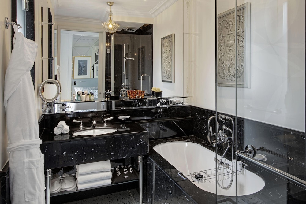 Deluxe Room, 2 Twin Beds