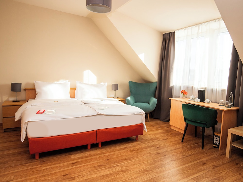 Junior Triple Room
