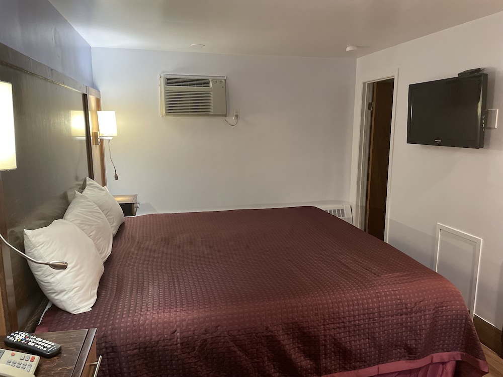 Room, 1 King Bed, Accessible, Non Smoking photo 3
