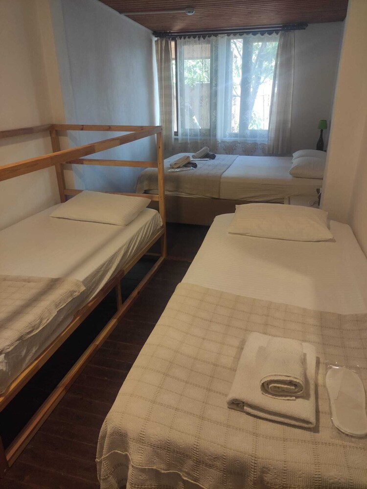 Room 7 photo 1