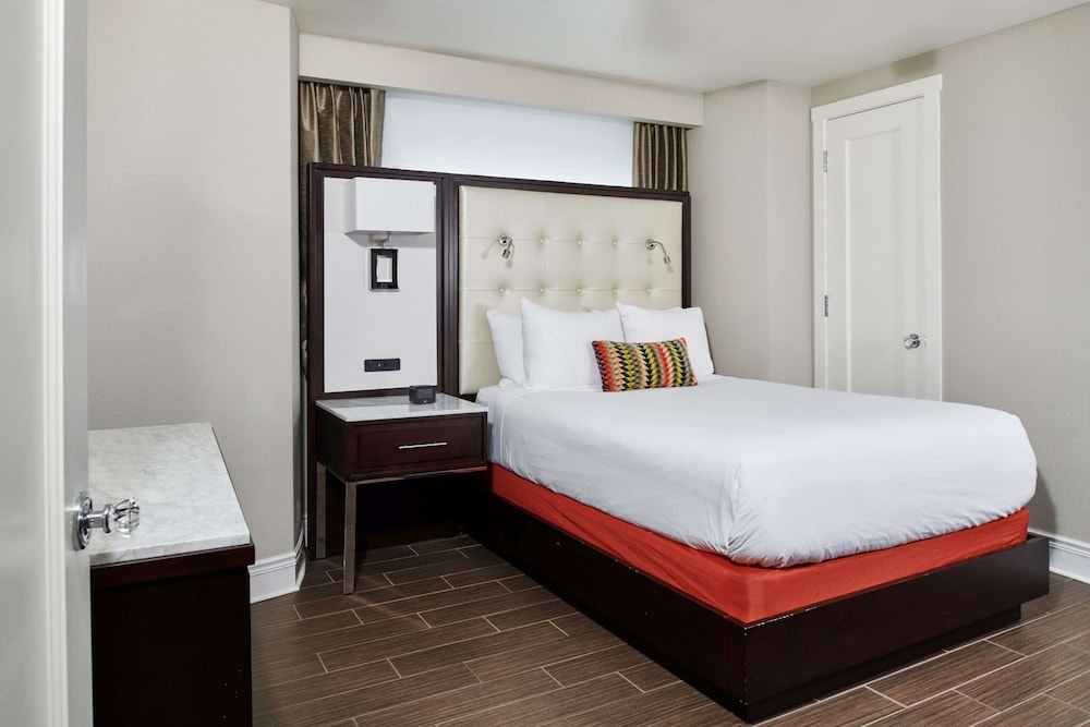 Presidential Suite, 2 Bedrooms photo 1