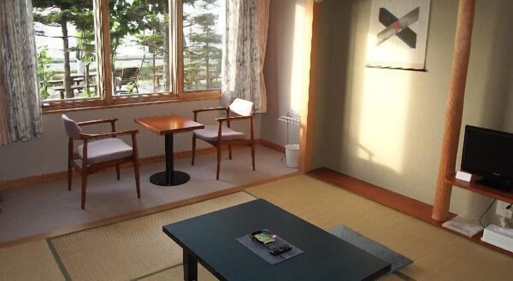 Standard Japanese Twin, Ocean View photo 2