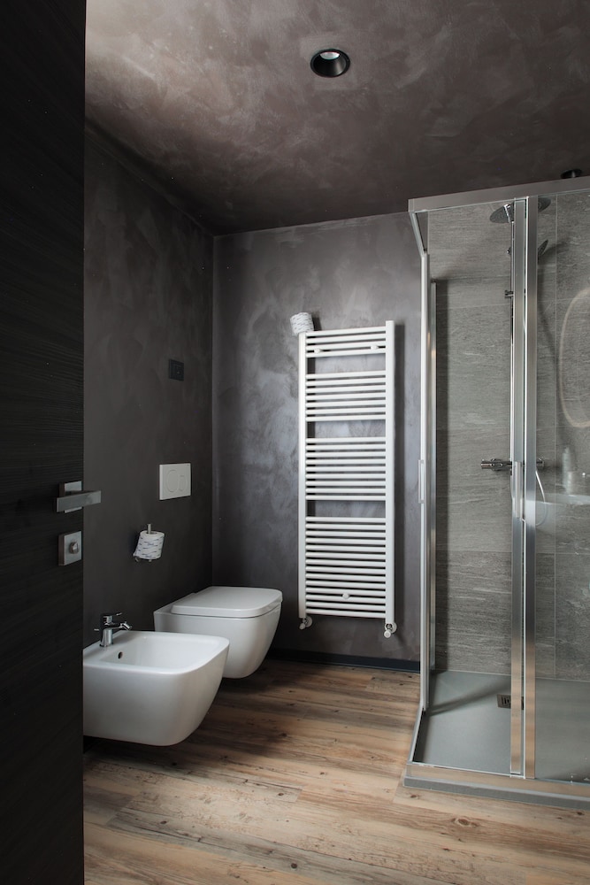 Quadruple Room - Photo 8