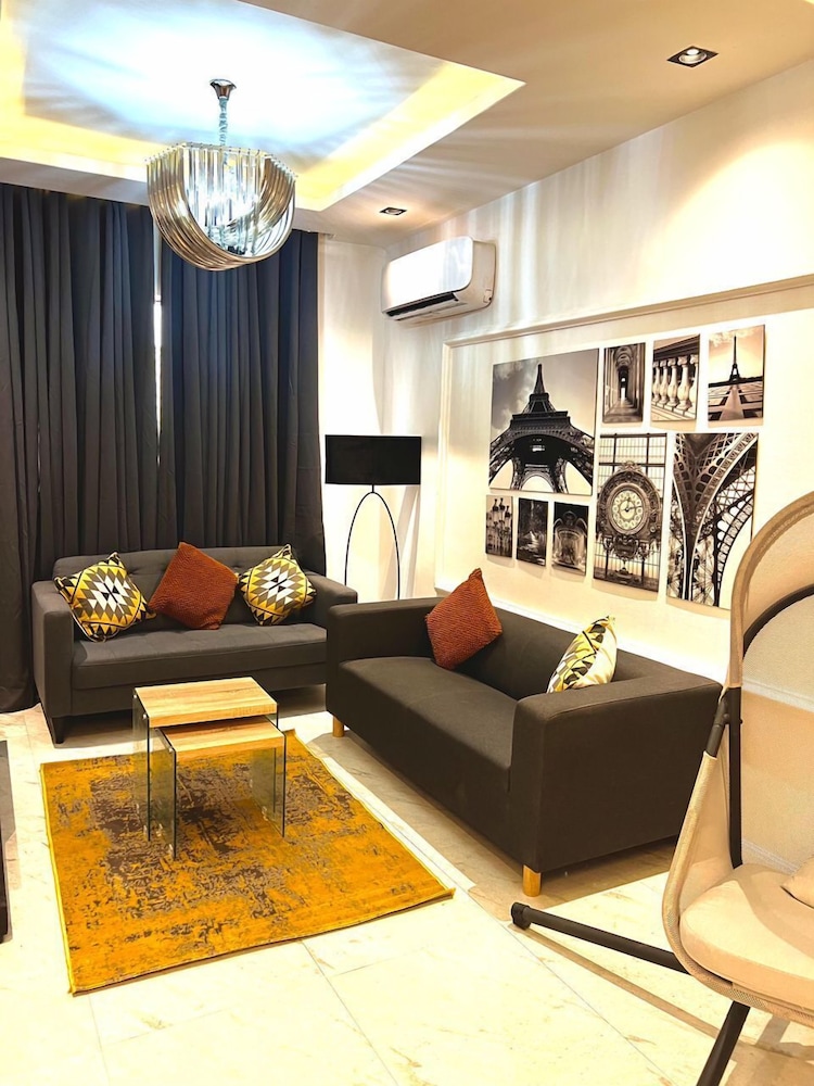 Business Apartment