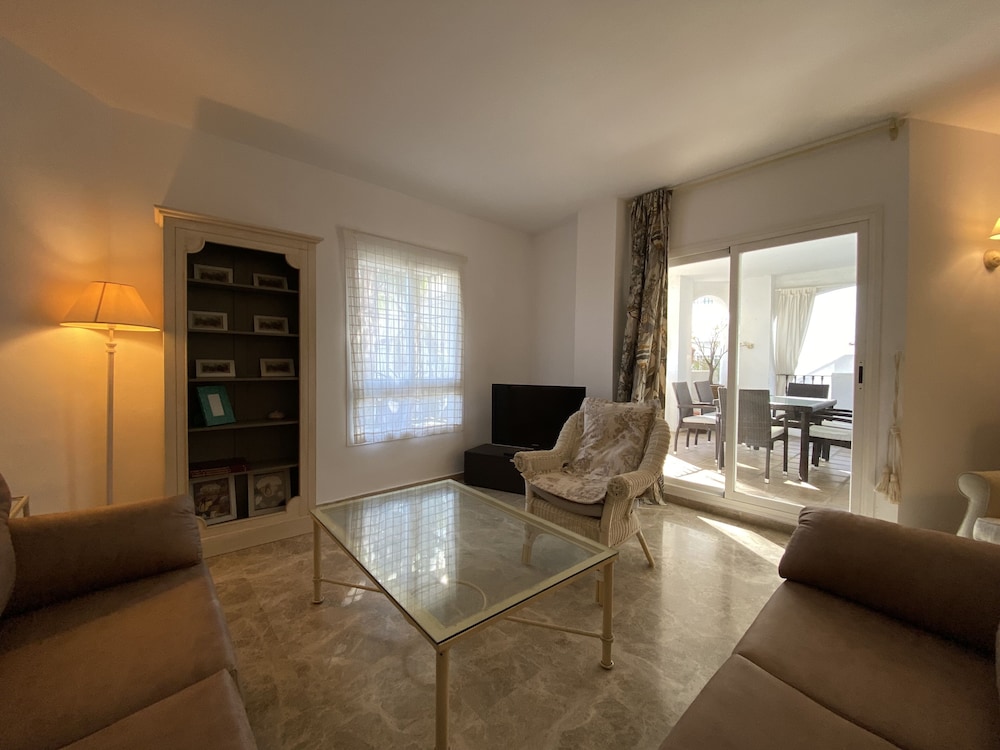 Apartamento Comfort (2 Dormitorios con Terraza)
