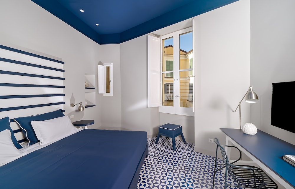 Classic Room - Photo 5