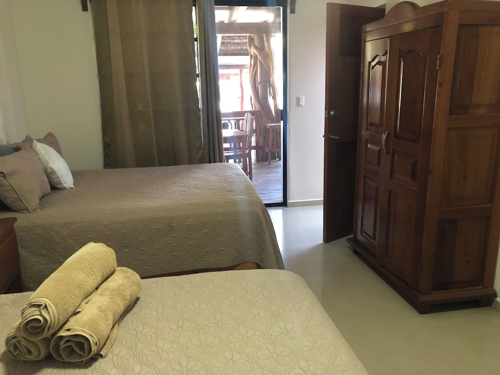 Deluxe Room, Beach View, Ground Floor photo 1