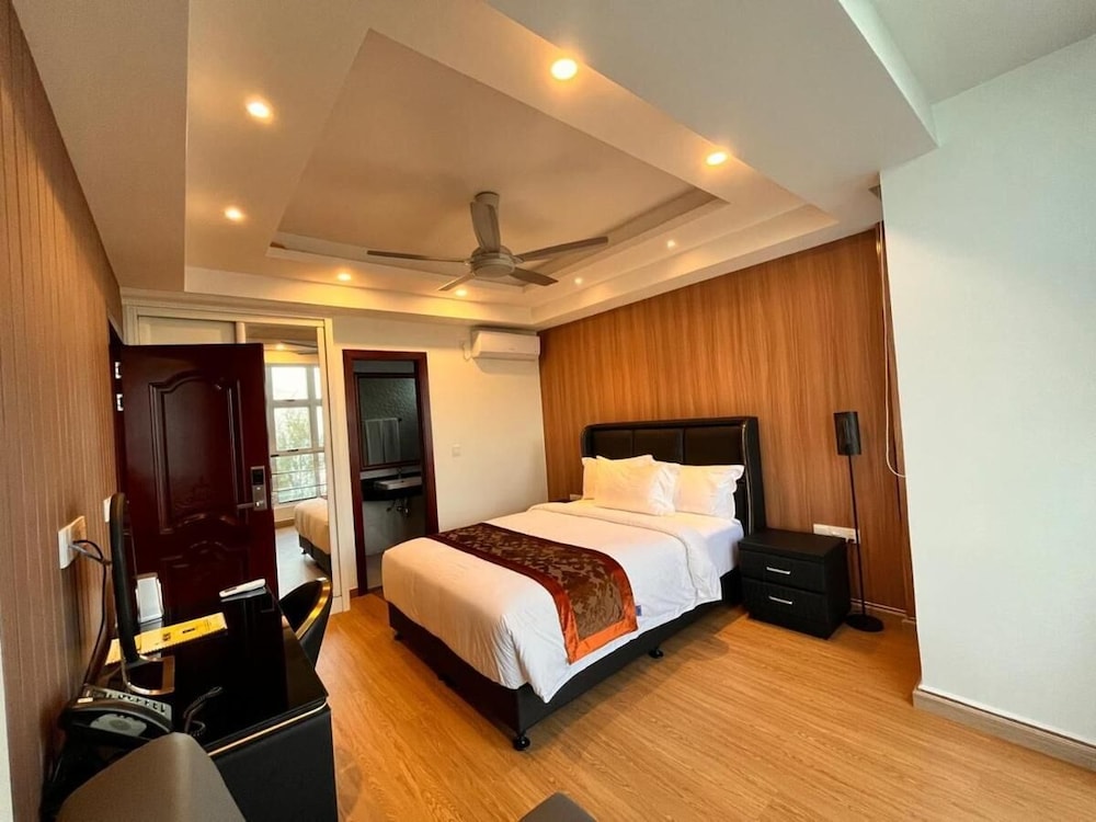 Royal Studio Suite, Non Smoking, Sea View photo 2