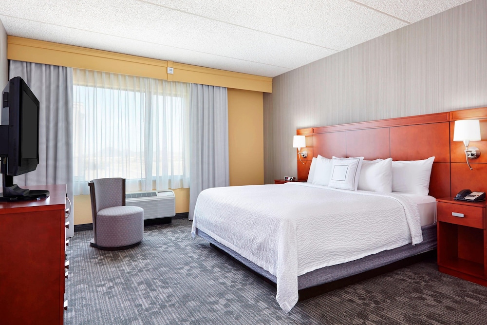 Suite, 1 Bedroom photo 3